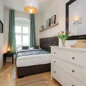 Apartment 4 Personen Altbau Nahe Kurfürstendamm