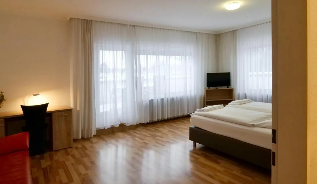 Hotel Pegasus Monachium 3*,  Niemcy